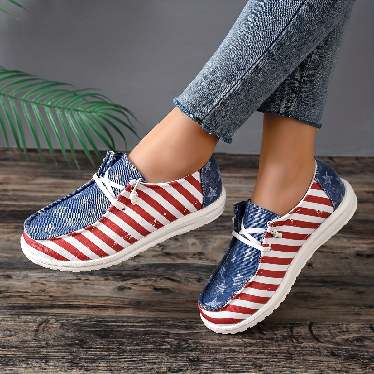 Women's Flag Pattern Canvas Shoes Low Top Flat Loafers
