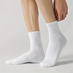 Men's Solid Breathable Sports Crew Socks - Daily Wear