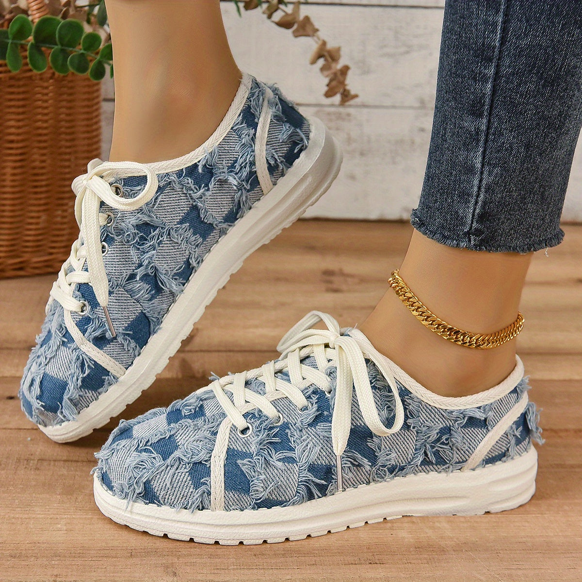Women's Checkered Canvas Lace Up Low Top Skate Shoes