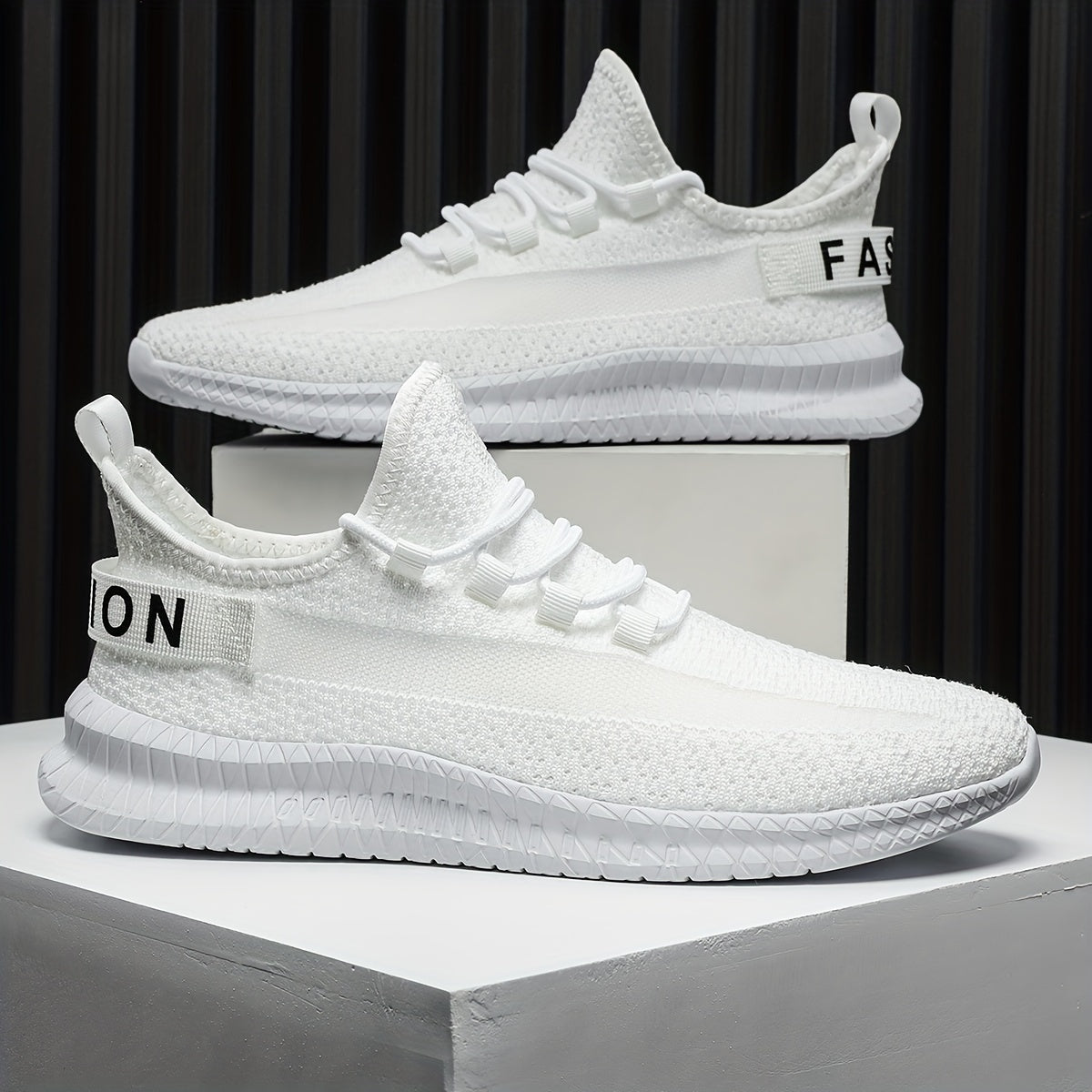 Men's Lightweight Breathable Sneakers for Running