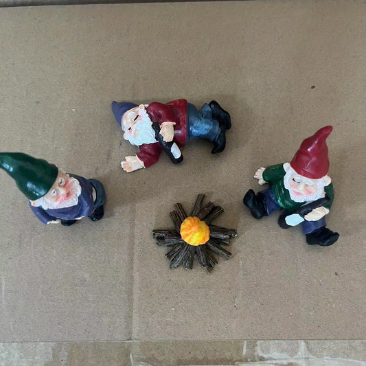 4pcs Mini Gnomes Resin Statues for Fairy Garden & Bonsai Decor