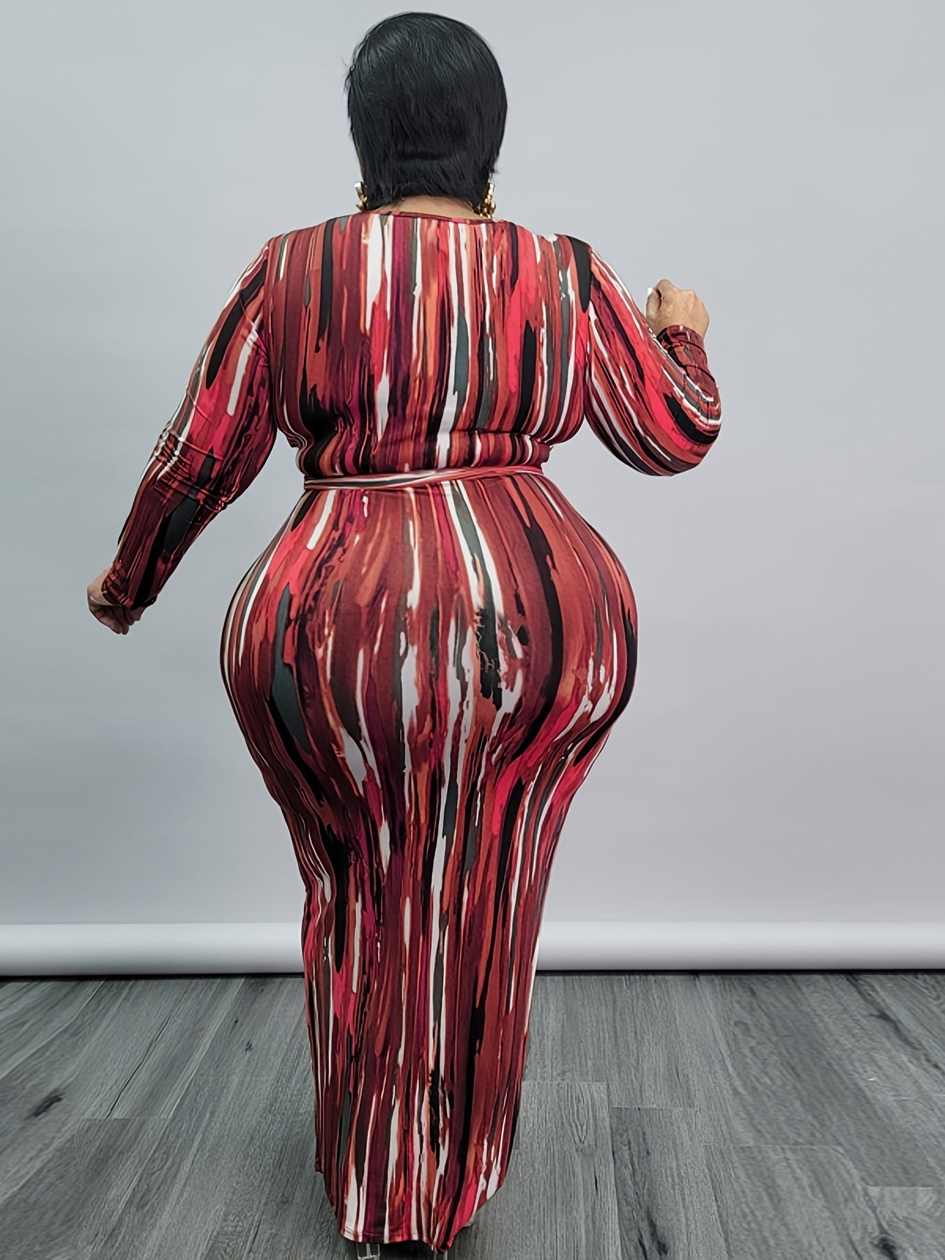  Long Sleeve Bodycon Dress with Belted Print