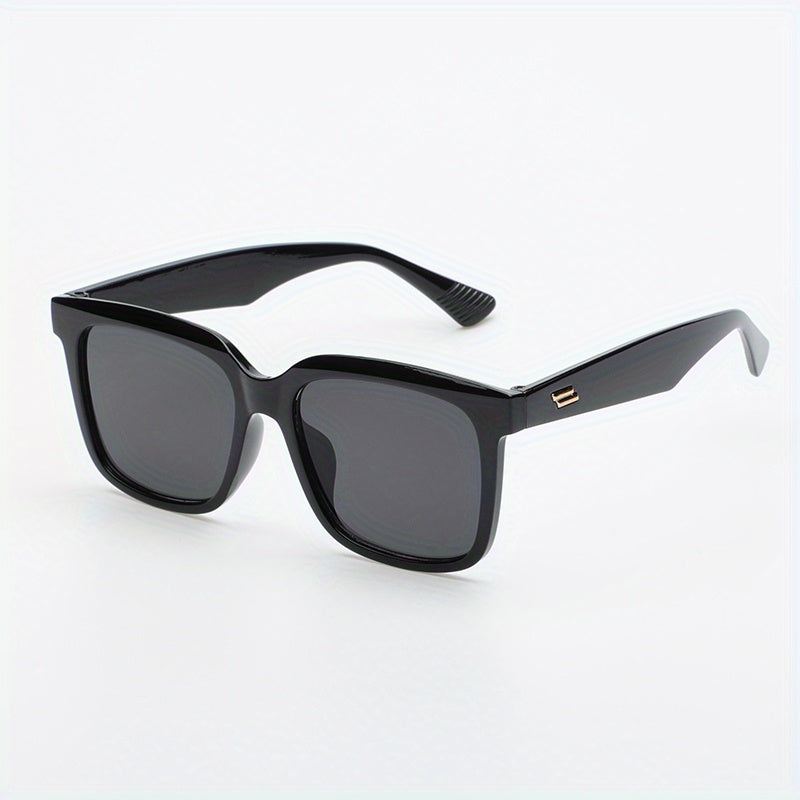 Men's Square Frame Sunglasses with Rice Nail