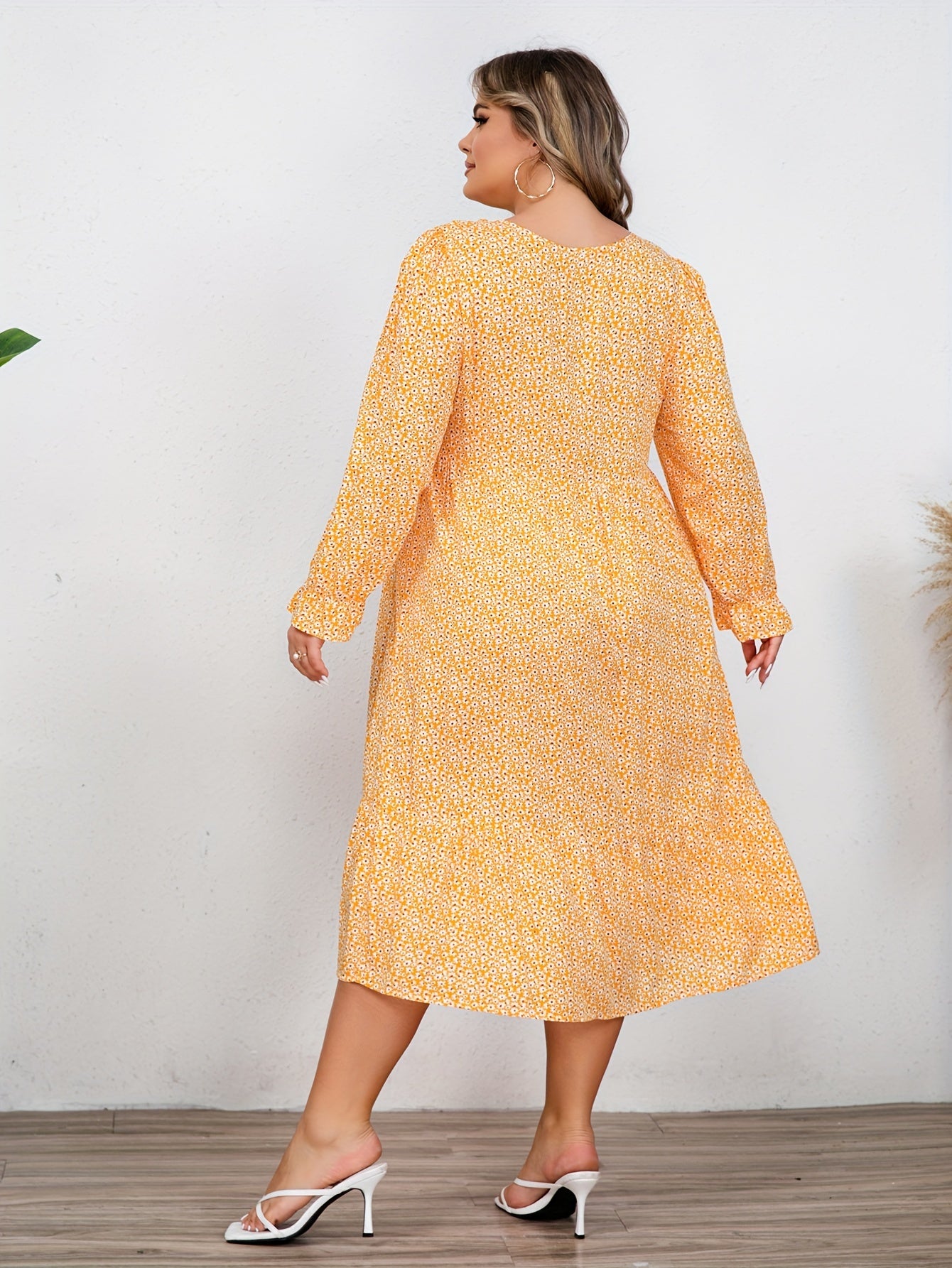 Allover Ditsy Print Long Sleeve V Neck Dress