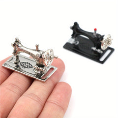 1:12 Scale Metal Sewing Machine Dollhouse Accessory