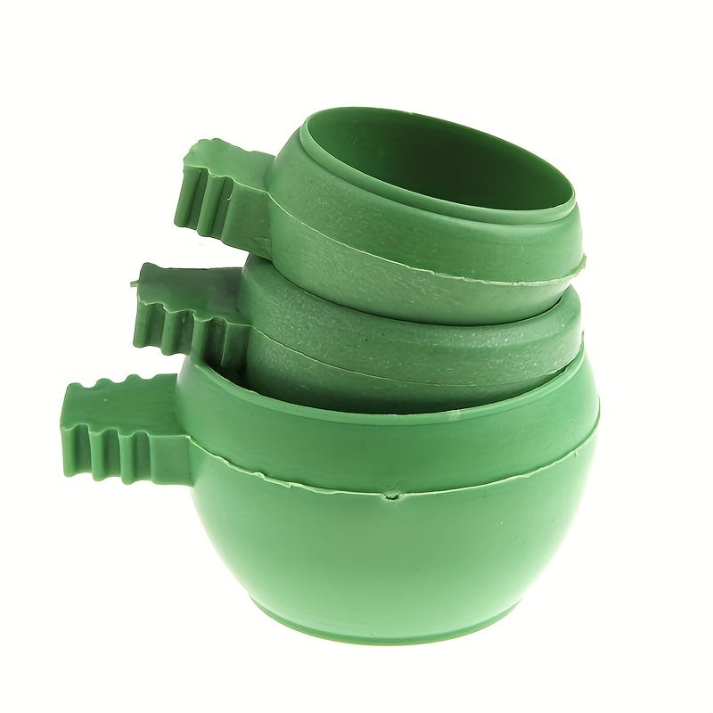 Round Cup Holder for Cage Feeding