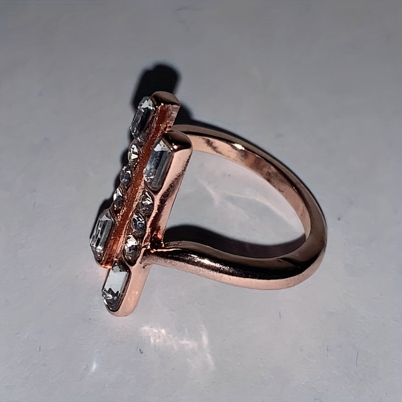 1 Pc Engagement Ring Style Finger Ring For Women & Girls