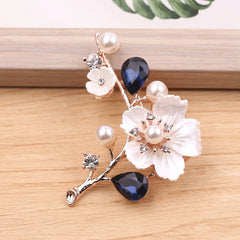 Temperament Shell Crystal Plum Blossom Brooch Silk Scarf Buckle Corsage