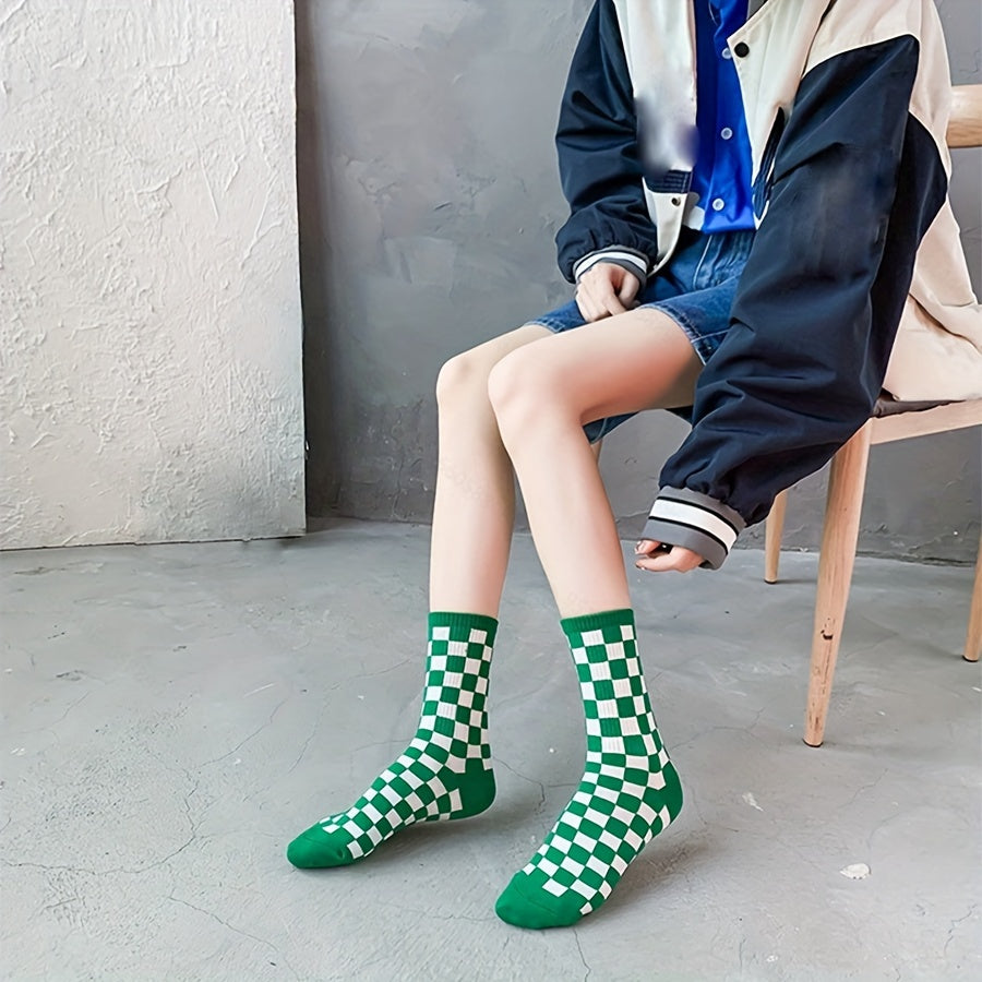 4 Pairs Women's Sport Crew Socks