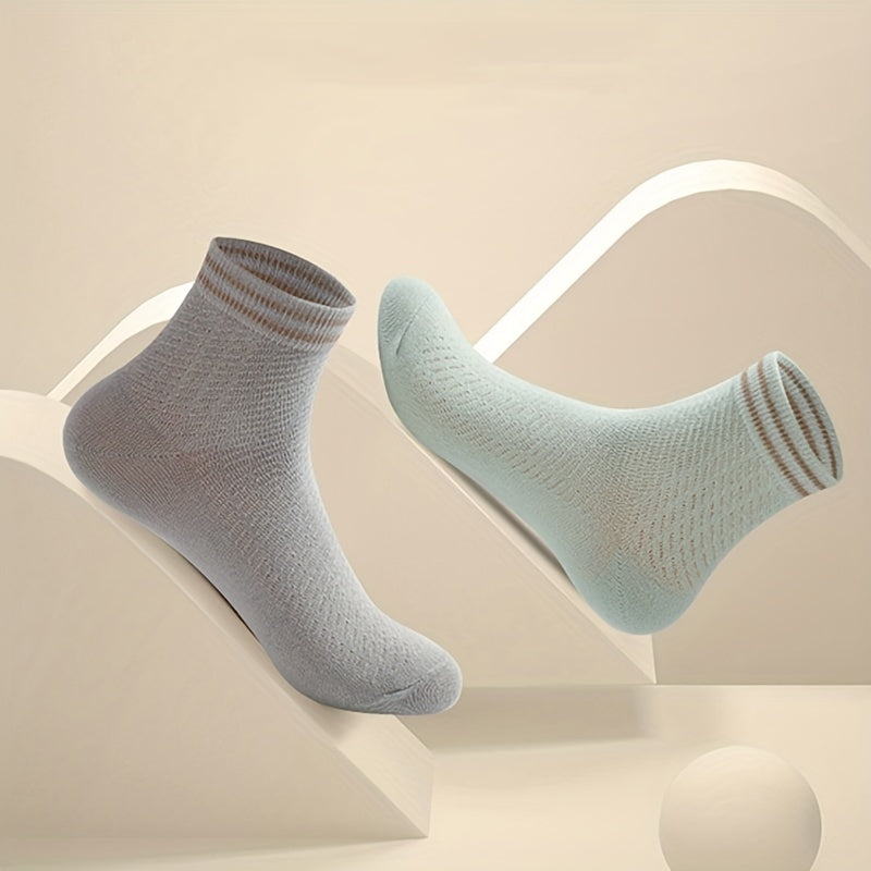 Women's Striped Crew Socks - Comfy & Breathable Short Socks