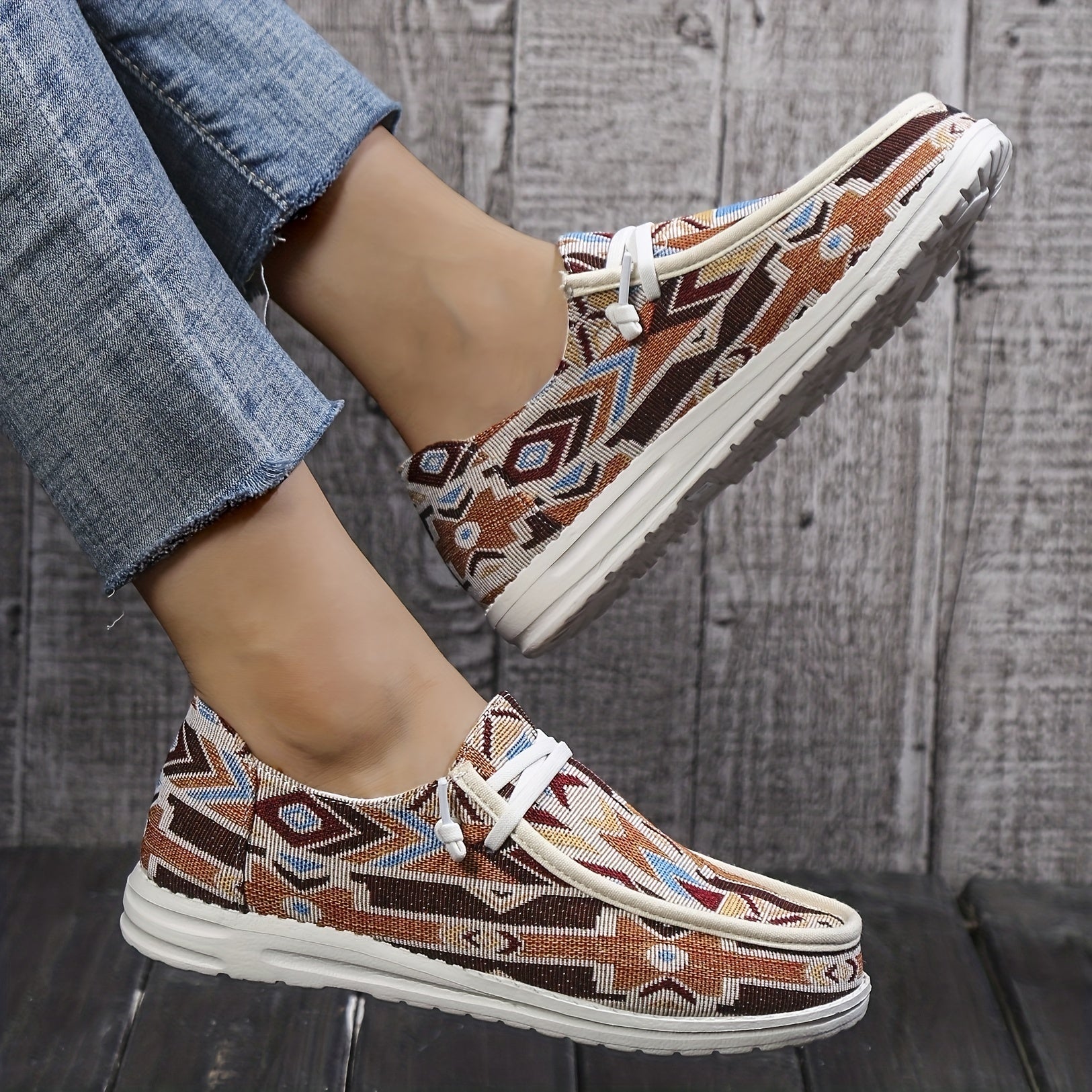 Retro Pattern Canvas Shoes Soft Sole Flat Sneakers Comfortable Lace Up Loafers