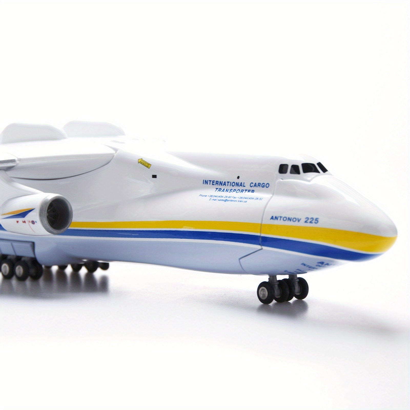 Antonov An 225 Aircraft Strategic Transport Resin Model Ornaments