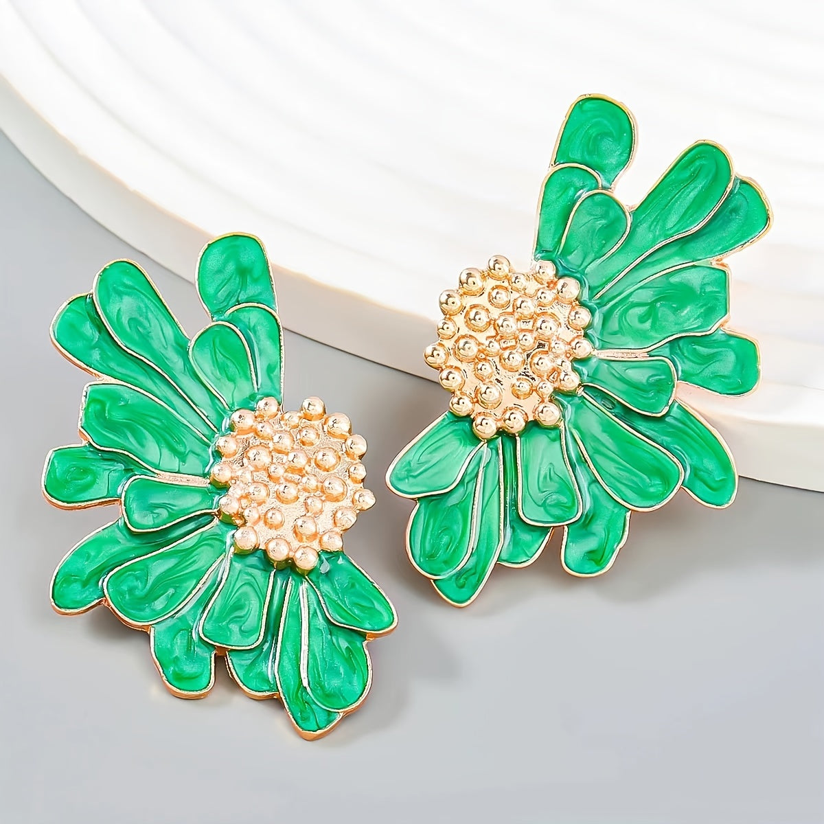 2pcs Alloy Flower Stud Earrings Vintage Style