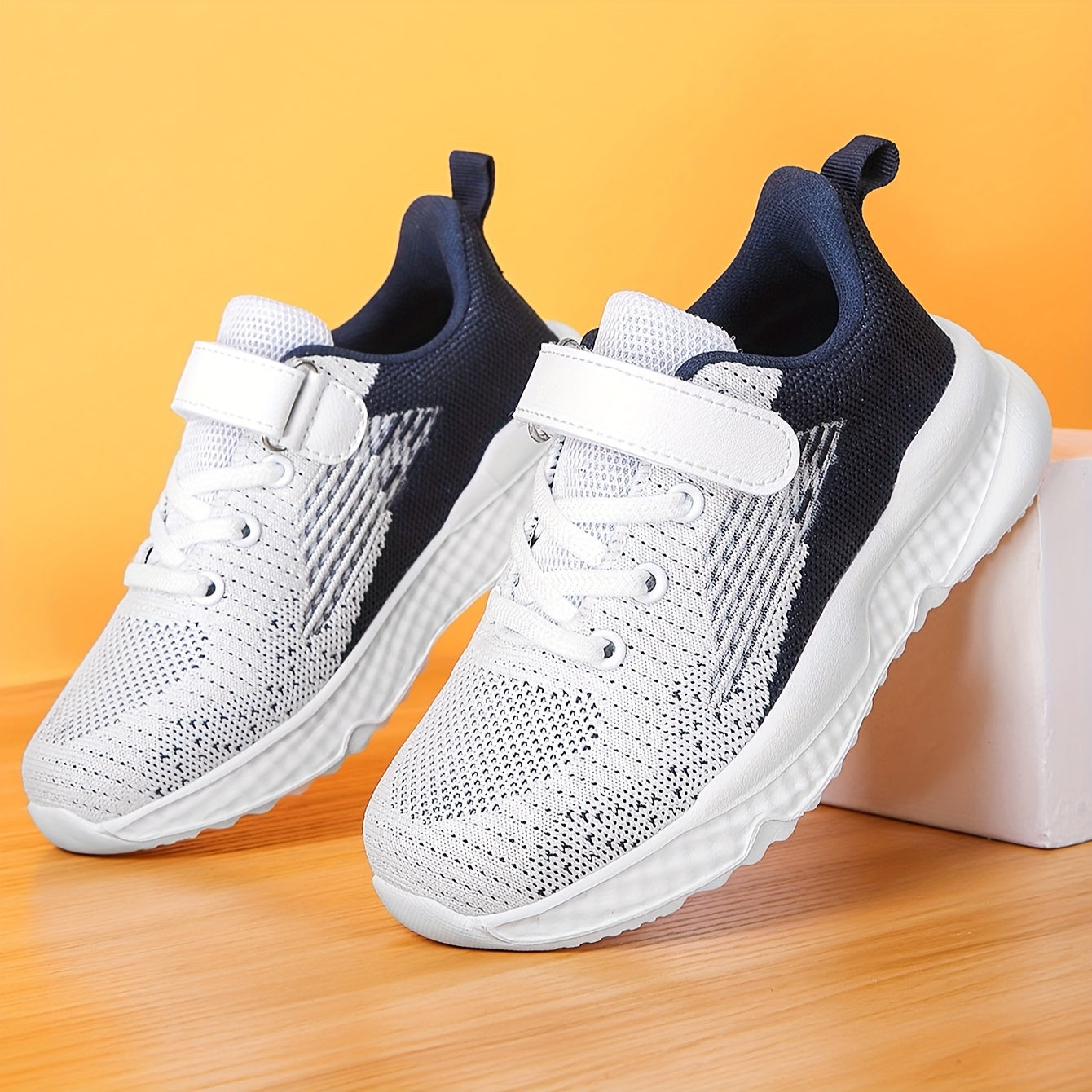 Boys Breathable Woven Shoes Lightweight Non Slip Running Shoes