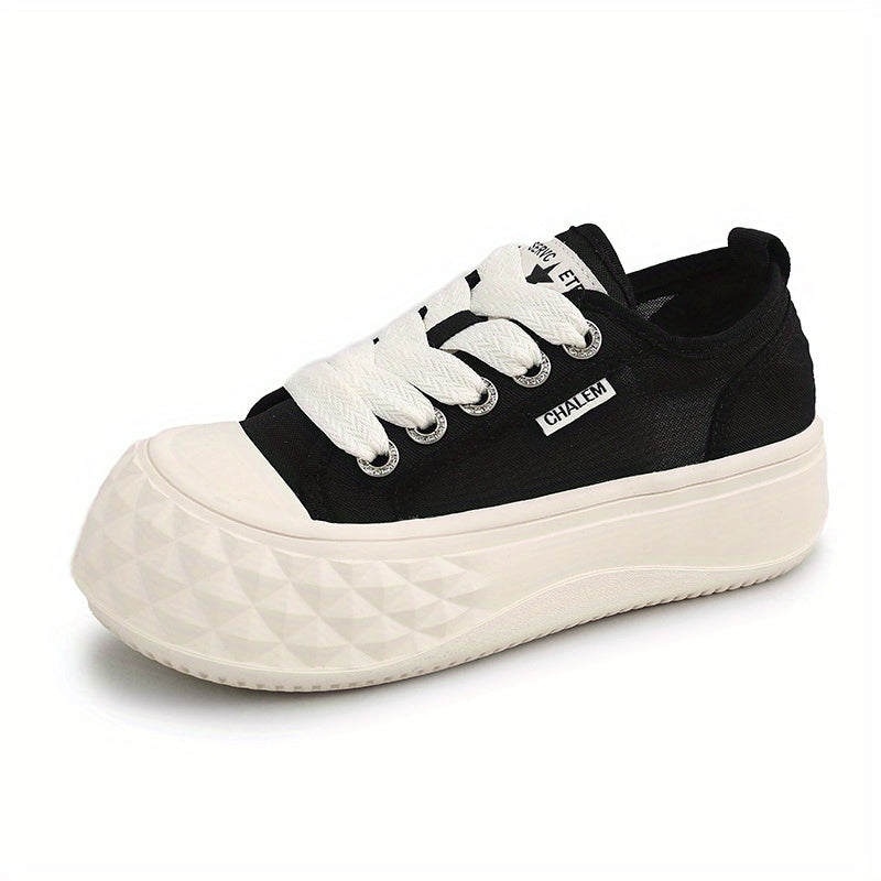 Women's Letter Patch Board Shoes Lace Up Thick Sole Walking Shoes