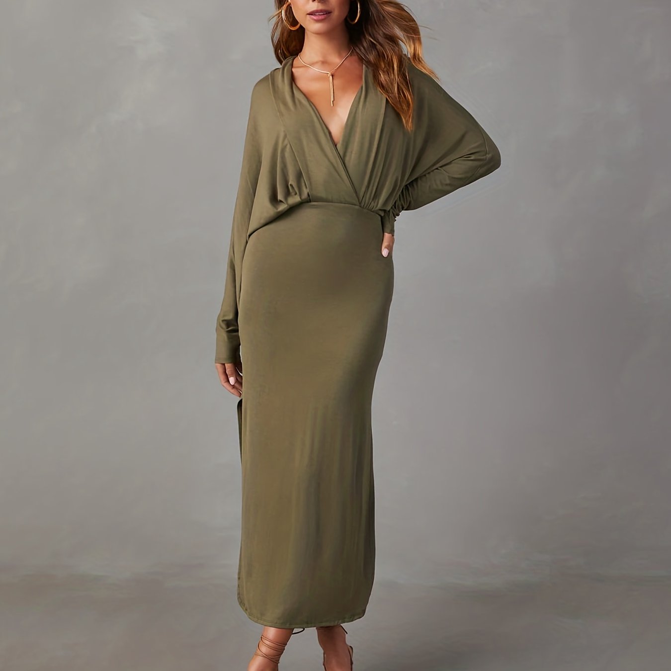  Solid Batwing Sleeve V Neck Bodycon Midi Dress