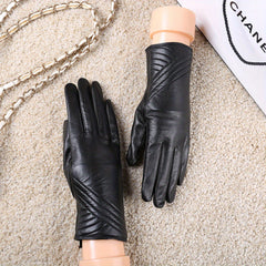 Embroidered Elastic Cuff Sheepskin Gloves