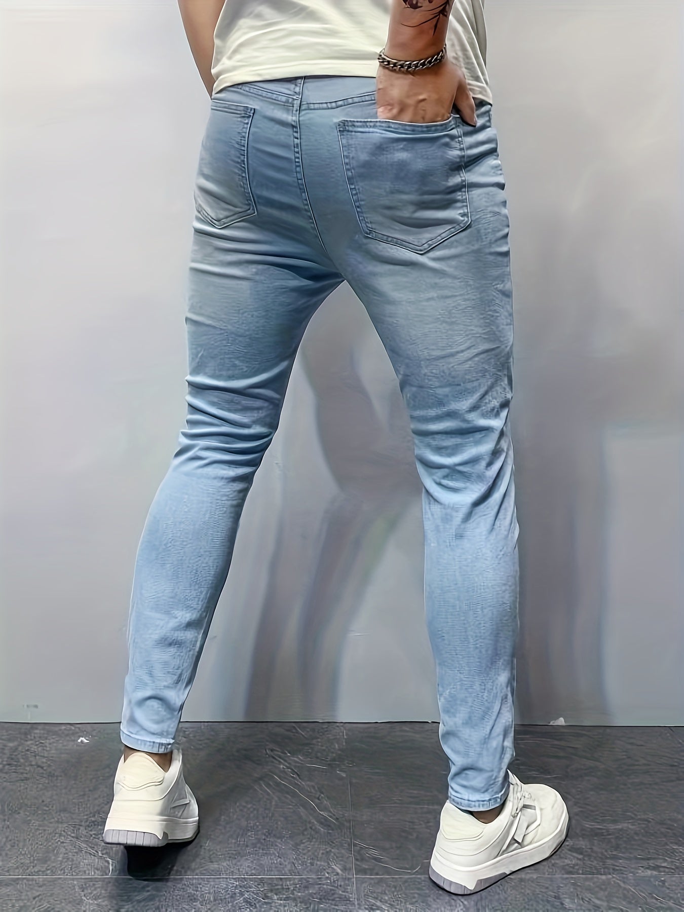 Men's Distressed Mid-Stretch Denim Jeans