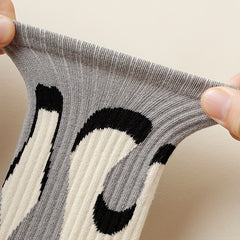 Creative Asymmetrical AB Patchwork Socks Outdoor Personality Blocking Socks
