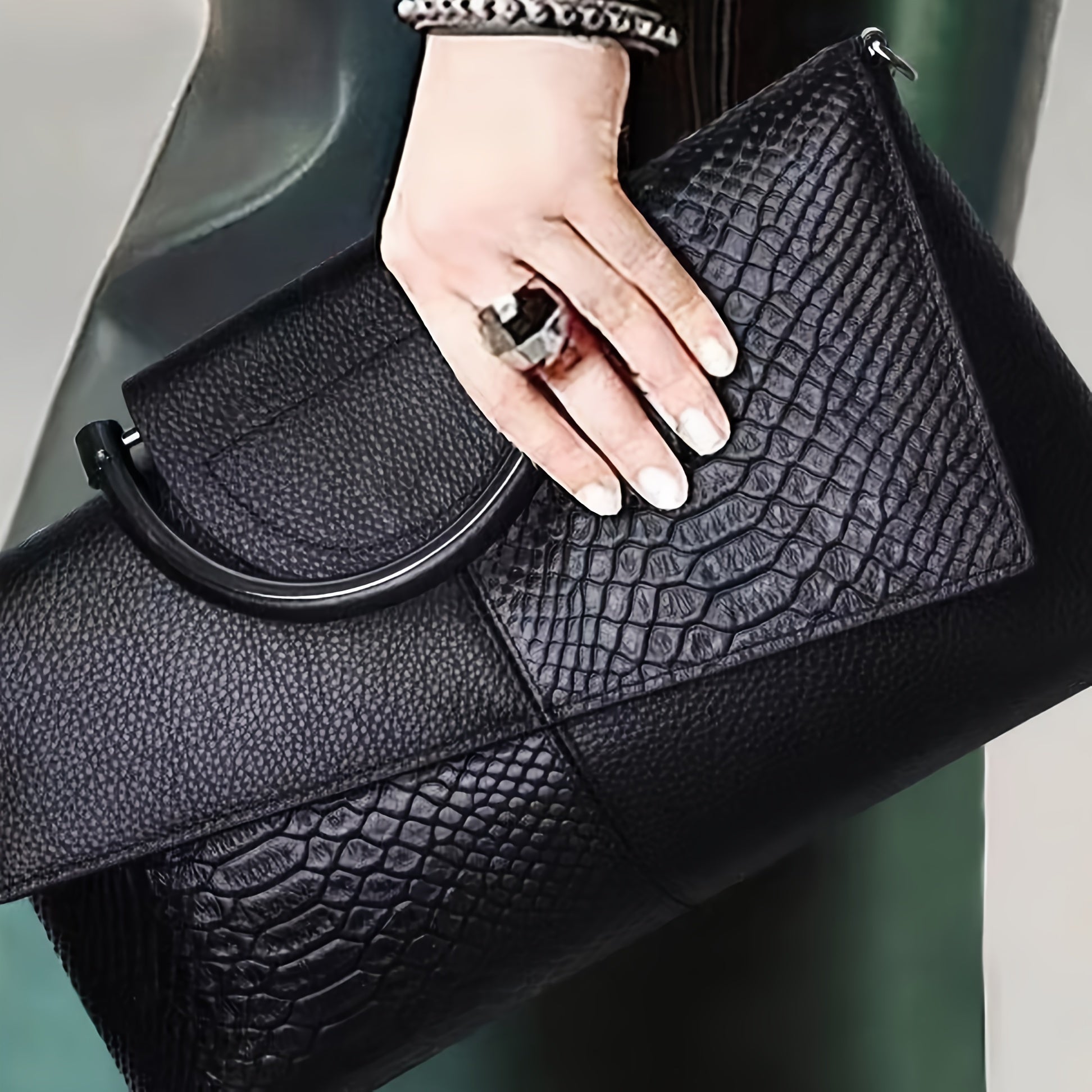 Crocodile Pattern Crossbody Bag PU Leather Clutch Purse