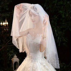 Bridal Veil with Rhinestone Accents and Tulle Classic Wedding Accessory