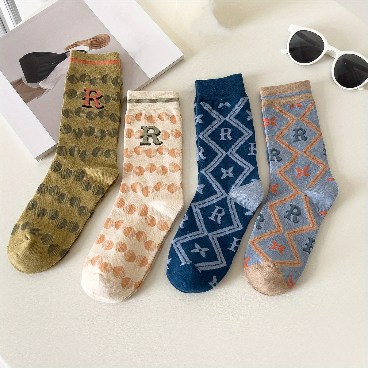 4 Pairs Letter Print Sports Socks Soft & Comfy Mid Tube Women's Stockings