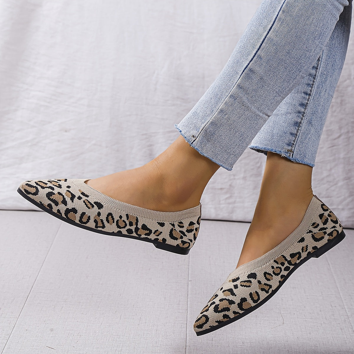 Leopard Pattern Knit Flat Shoes Pointed Toe Slip On Ballet Shoes