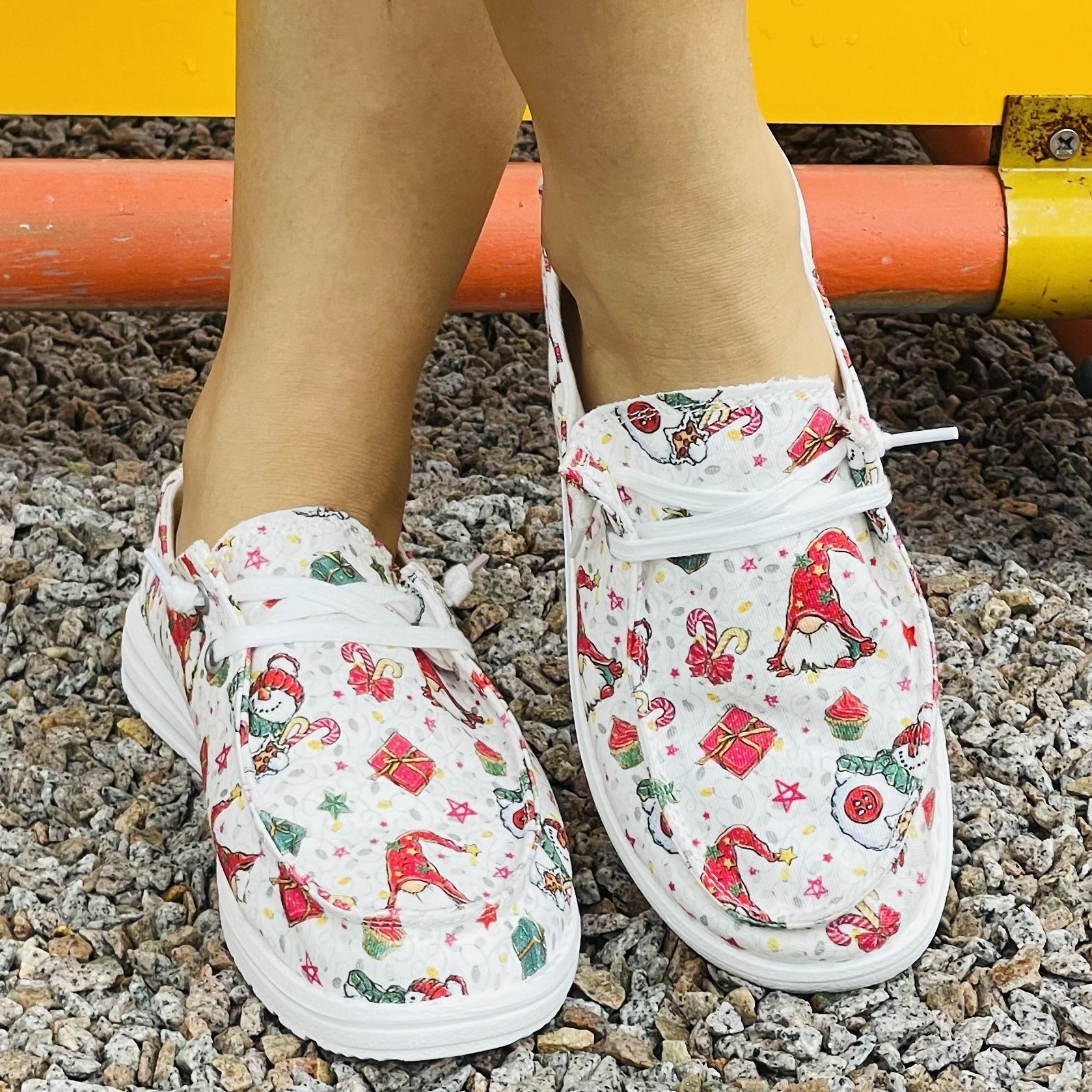Women's Christmas Santa Claus Lace Up Canvas Shoes