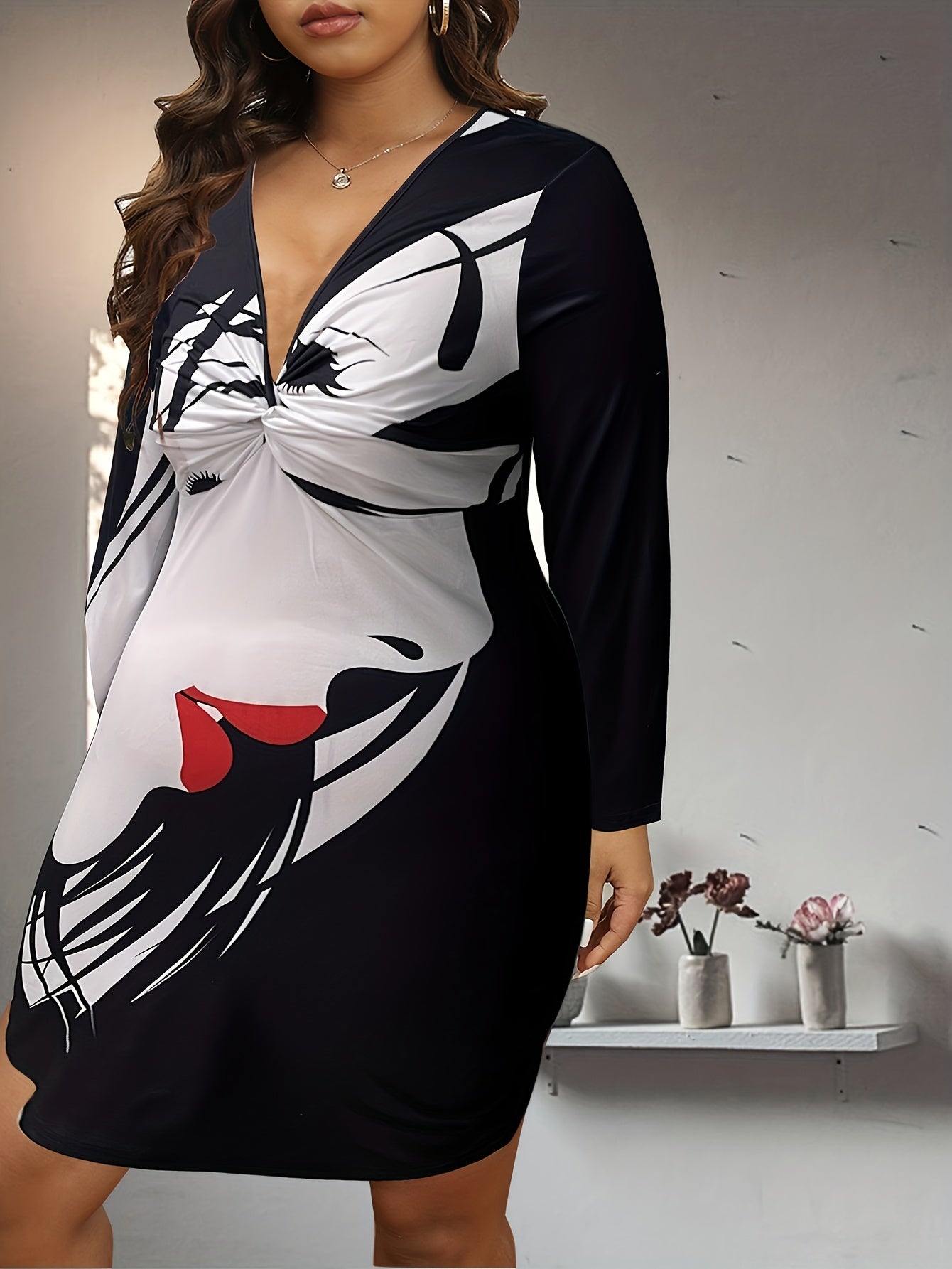  Women's Figure Print Long Sleeve Twist Front Dress