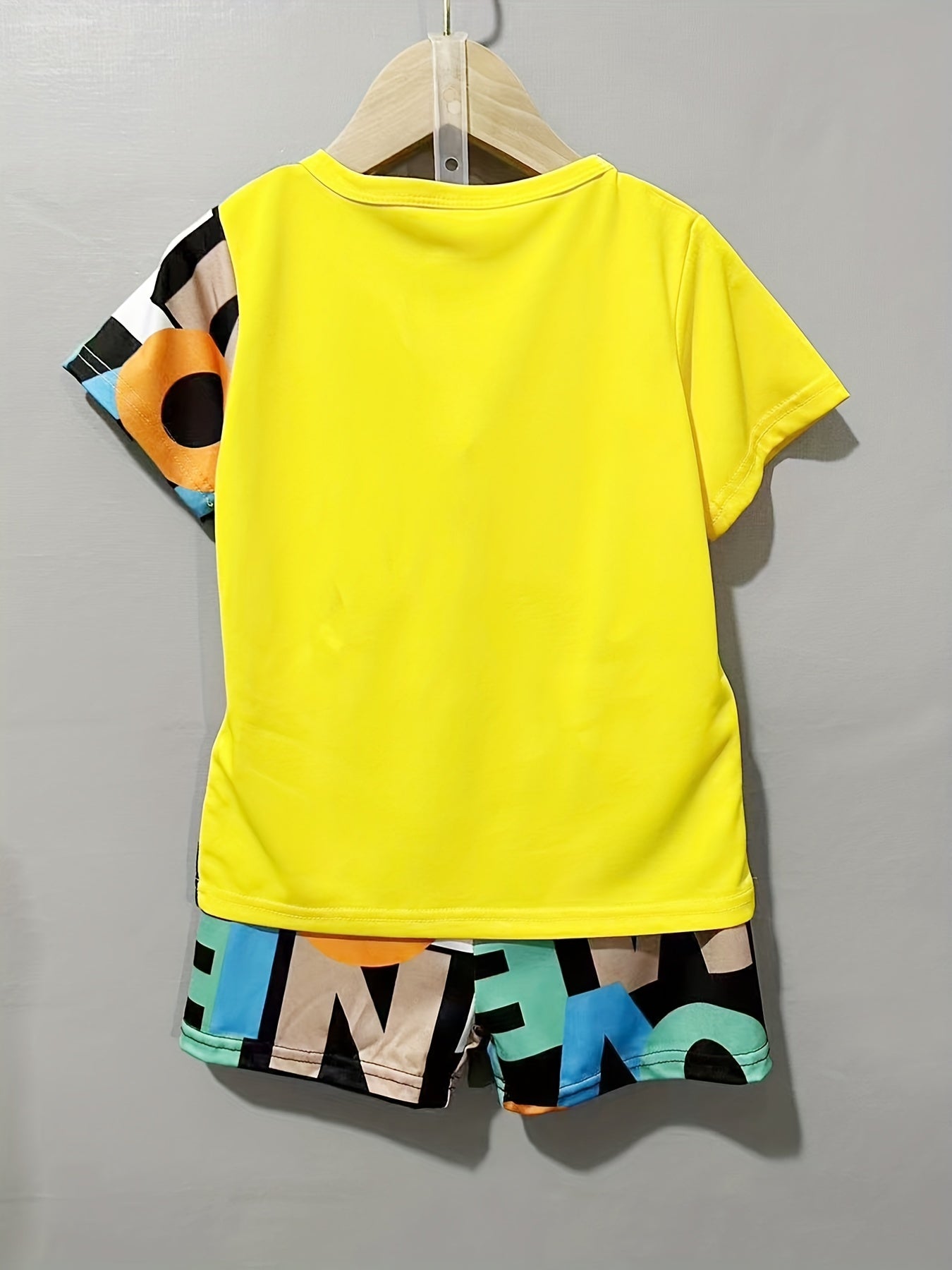 Boys Letter Pattern Casual Outfit T shirt & Shorts For Summer Kids