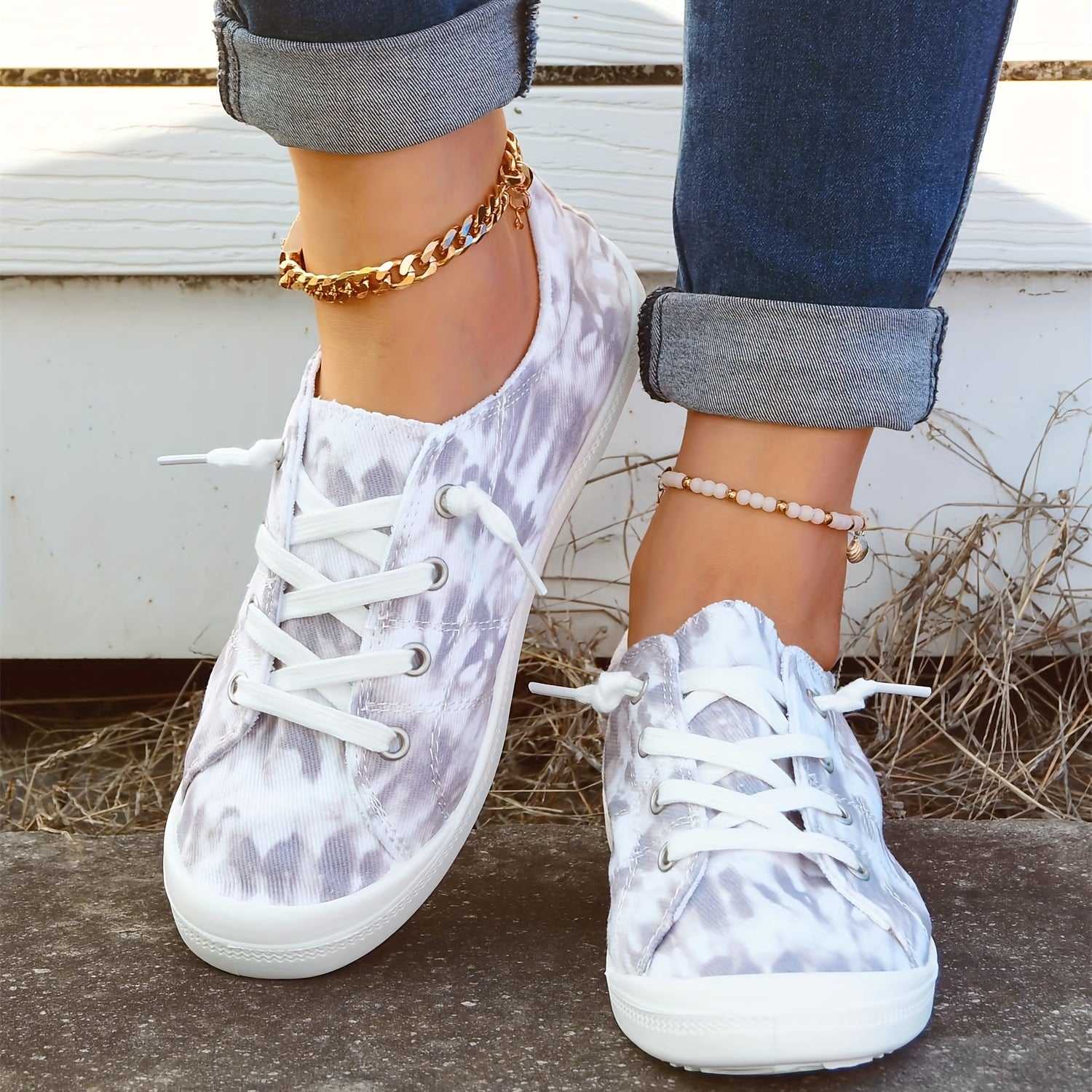 Women's Tie Dye Canvas Low Top Lace-Up Casual Shoes