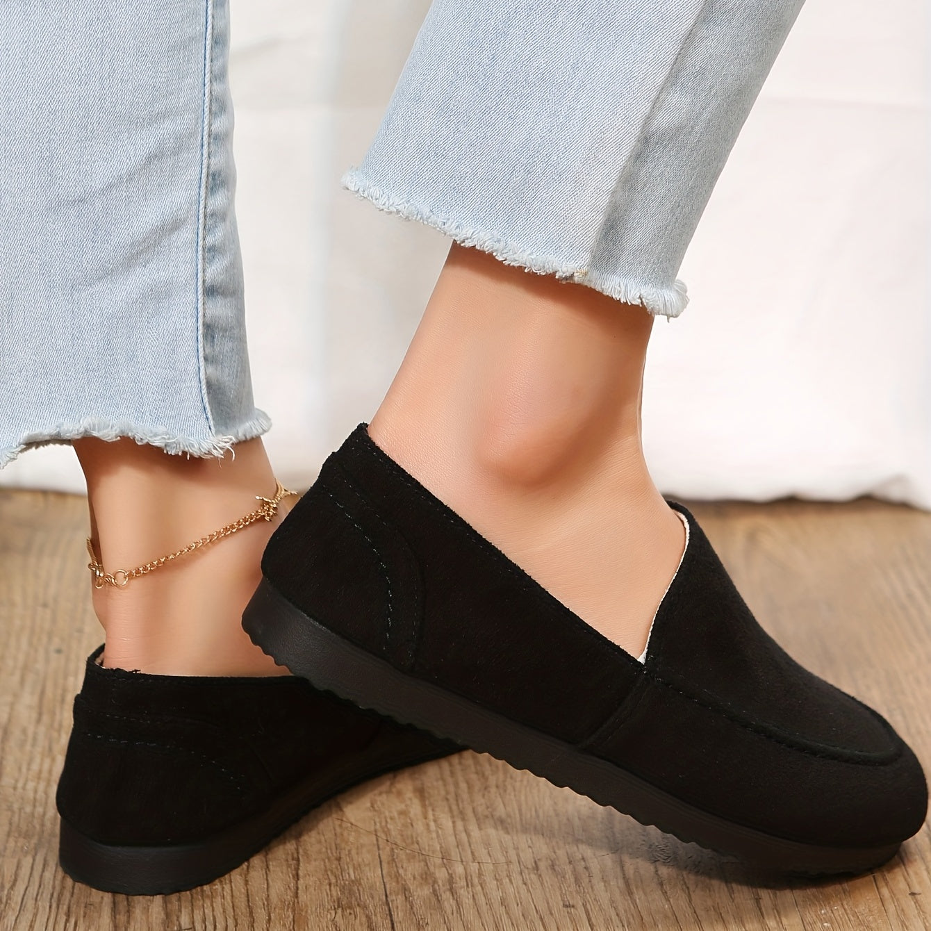 Women's Round Toe Flat Loafers Soft Sole Slip On Walking Shoes