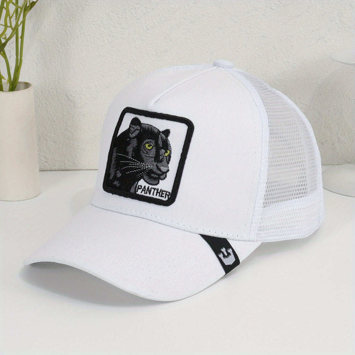 Lion Embroidery Patch Trucker Hat Lightweight Breathable Hip Hop Sun Cap