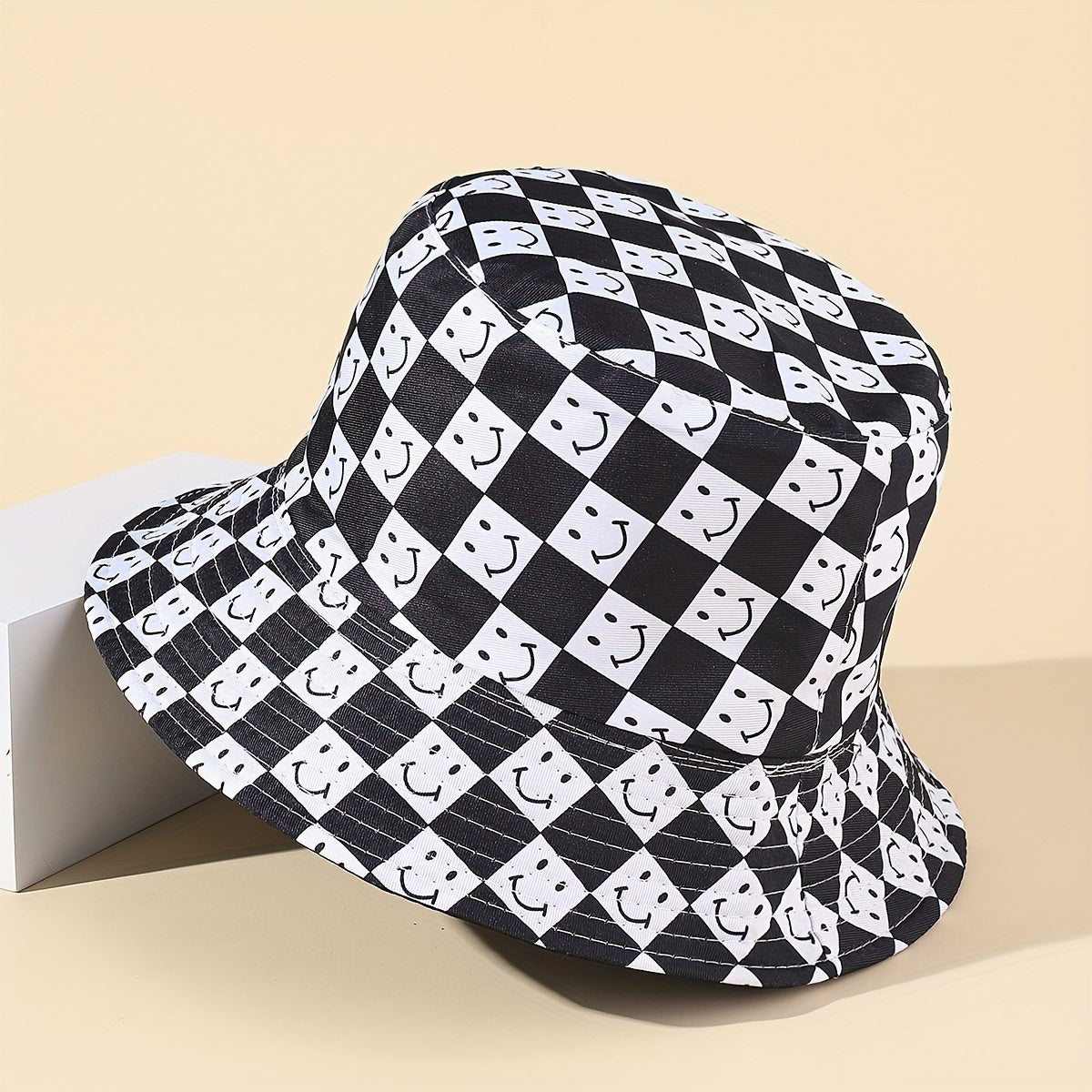 Smiling Face Print Bucket Hat Checkerboard Reversible Basin Hat