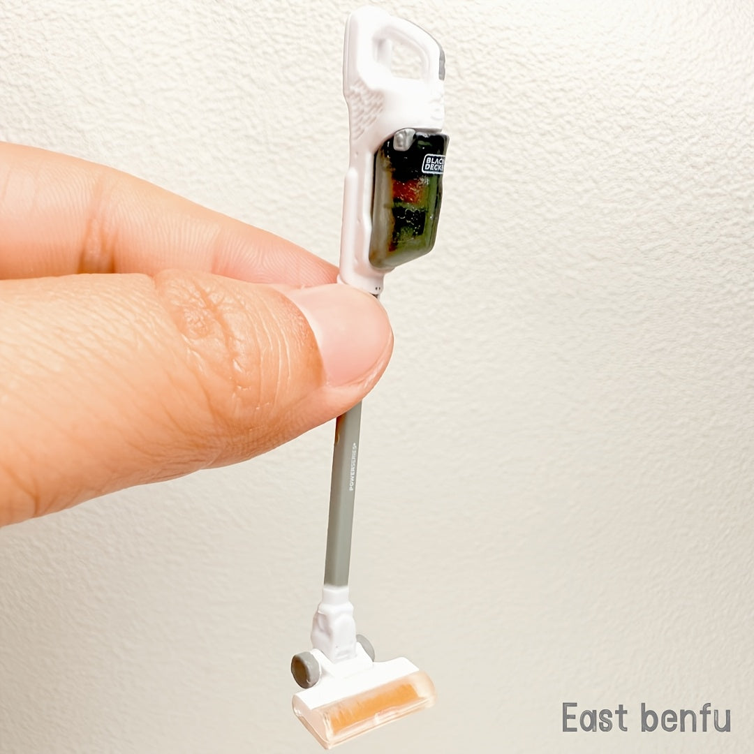 Mini Wireless Vacuum Cleaner 1:12 Dollhouse Accessory Mixed Colors