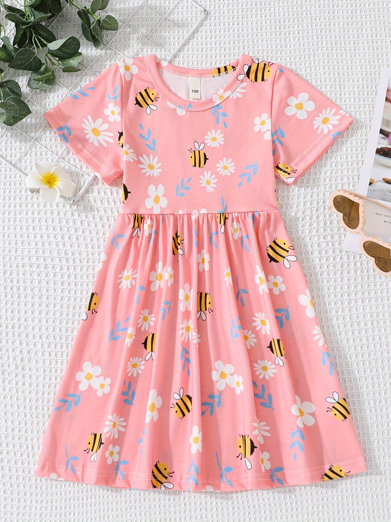 Girls' Bee And Floral Graphic Short Sleeve Skater Dress