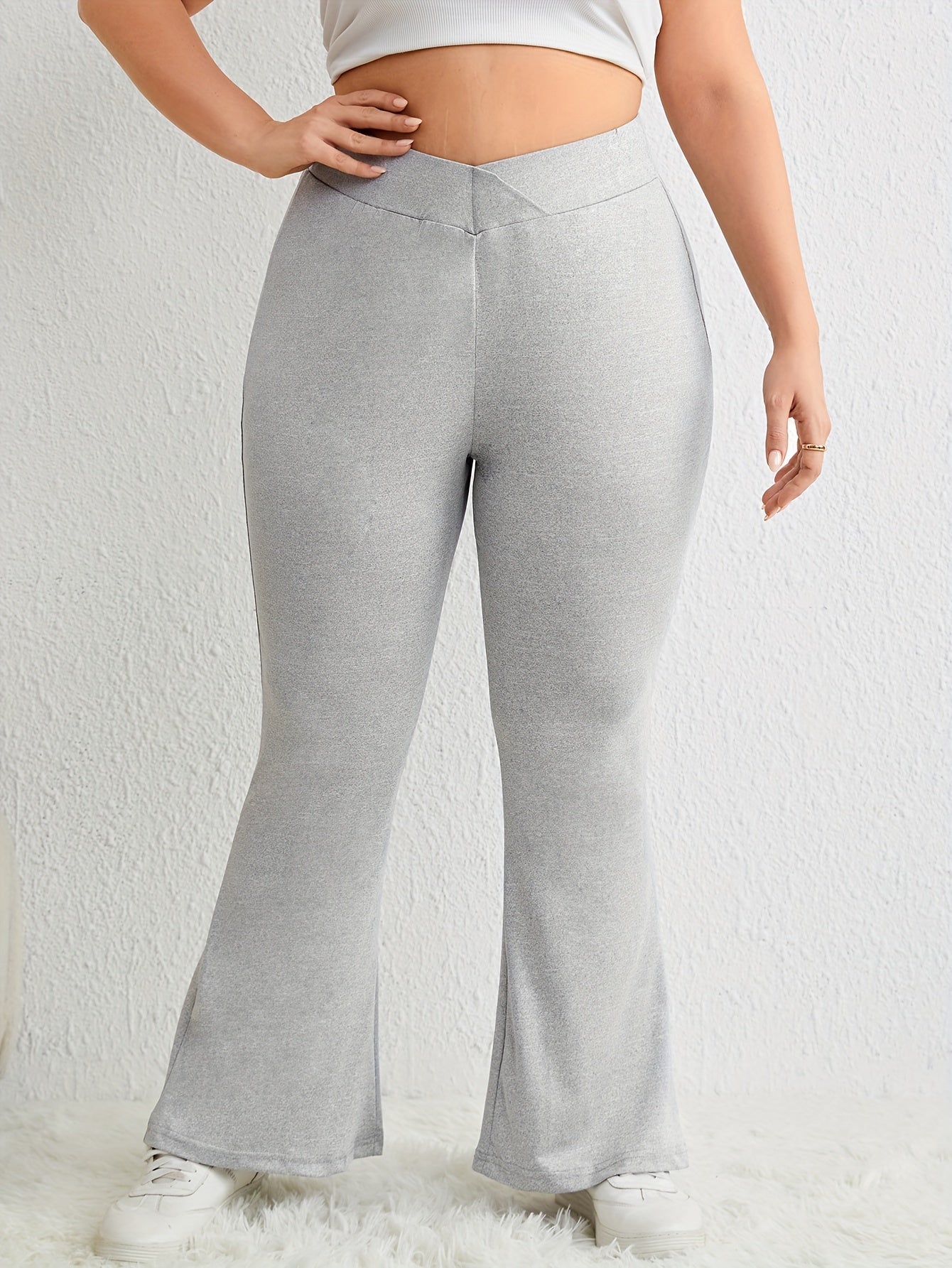  Women's Solid Flared Leg High Rise Trousers