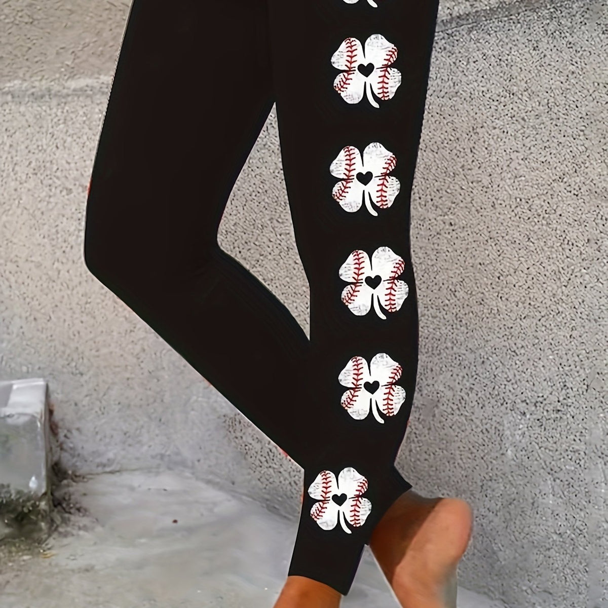 Women's Plus Baseball Lucky Clover Print High Rise Leggings