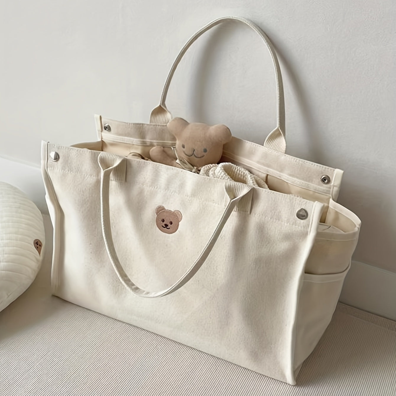 Bear Tote Bag Large Capacity Beige Canvas Handbag for Women