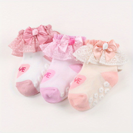 3 Pairs Kids Heart Graphic Lace Trim Princess Crew Socks