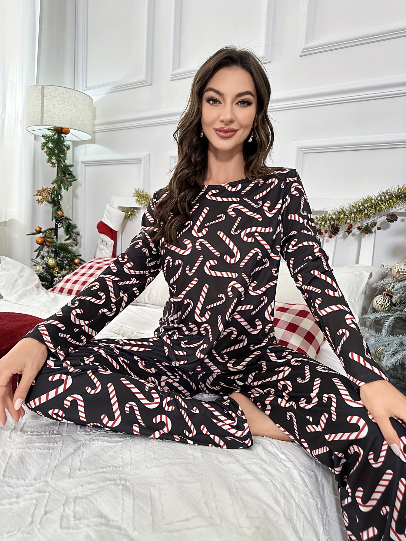 Christmas Print Pajama Set Long Sleeve Crew Neck Top and Pants