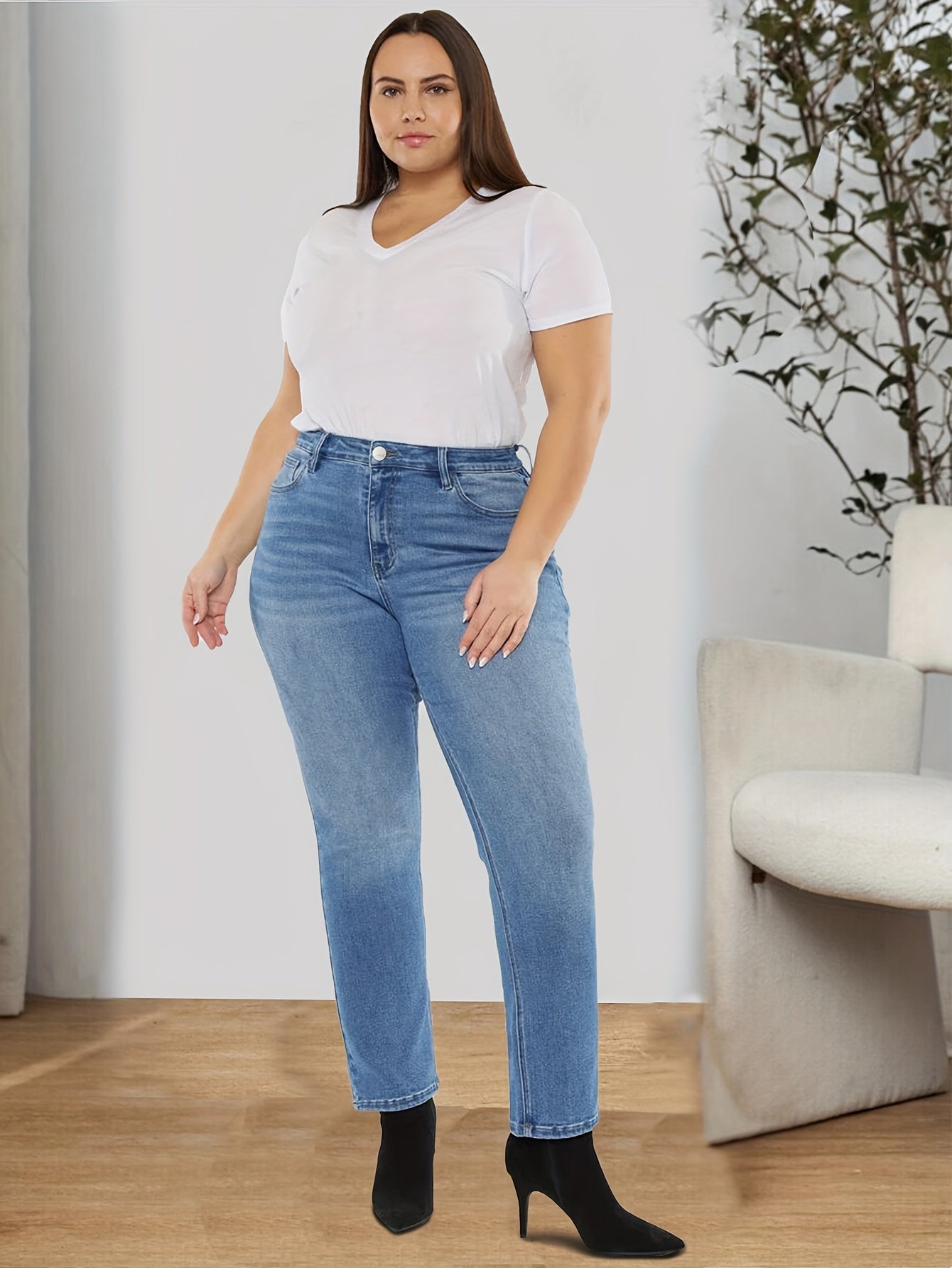 Plus Size Elastic Straight Leg Slim Fit Medium Stretch Jeans
