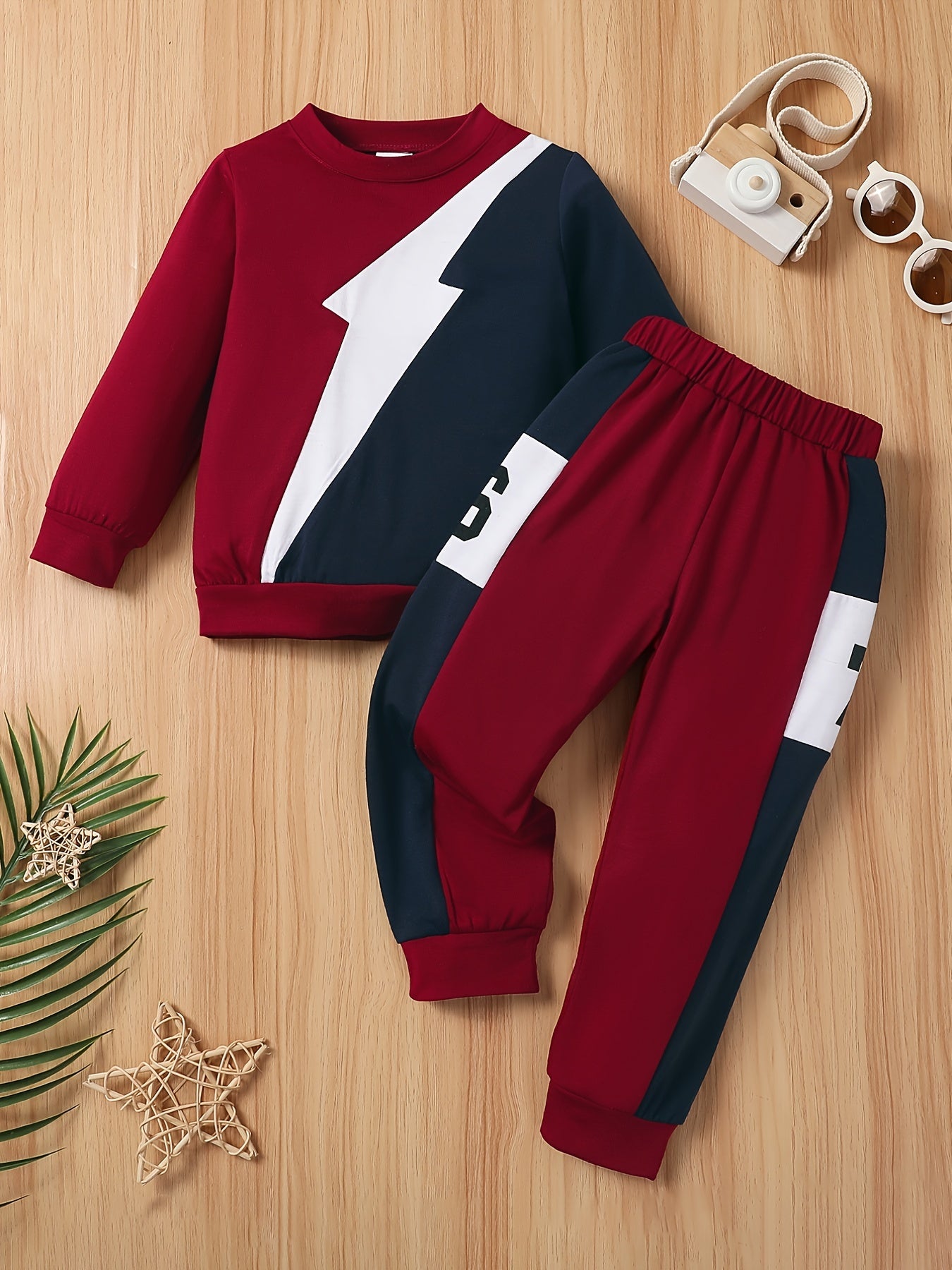 Boys Pullover Sweatshirt & Jogger Pants Set