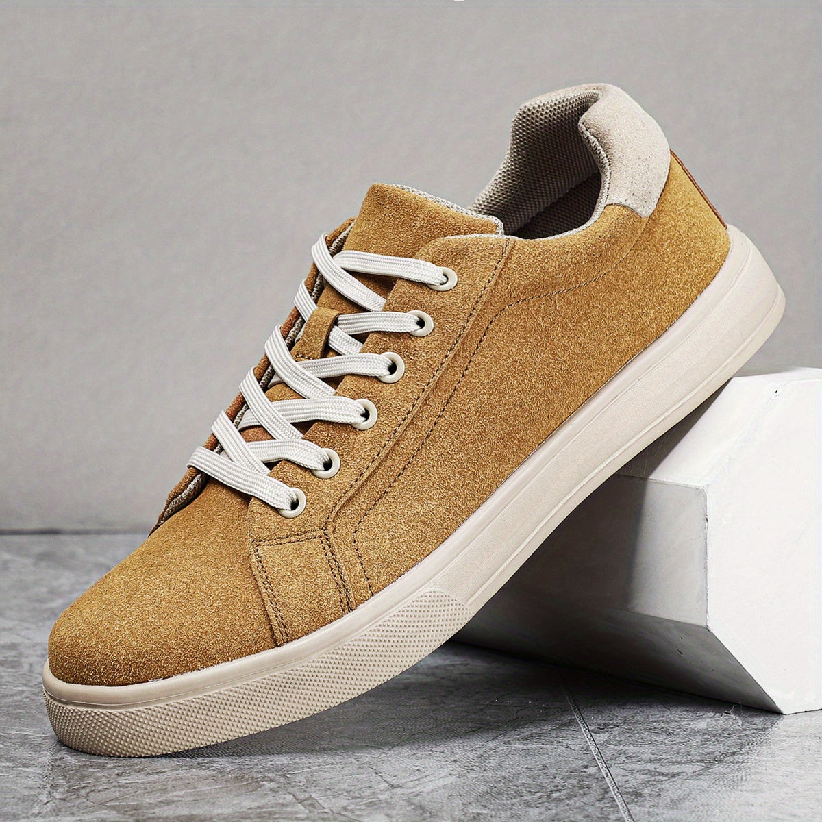 Men's Suede Skate Shoes Lightweight Casual Sneakers