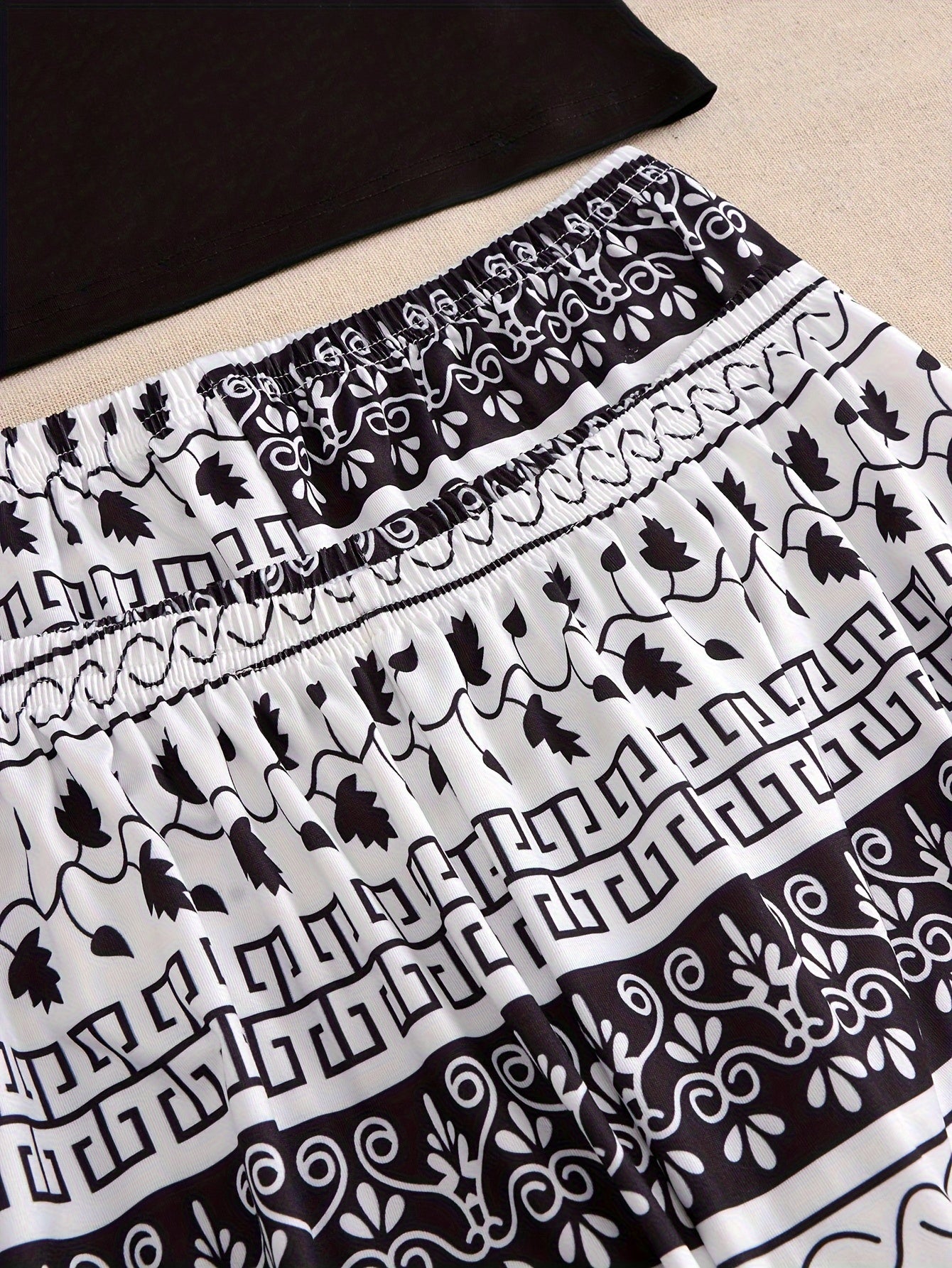 Elephant Print Pajamas Set Short Sleeve Crew Neck Top & Shorts & Pants