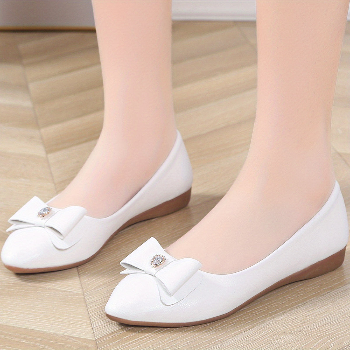 Women's Bowknot Point Toe Flat Shoes Lightweight Faux Leather Shoes