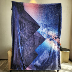 Egyptian Pyramid Pattern Flannel Blanket Soft Warm Throw Home Camping Office
