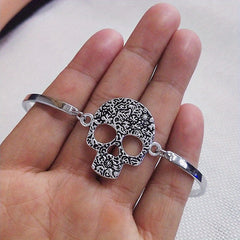 Hollow Skull Bangle Bracelet Gothic Hand Jewelry Halloween Decoration