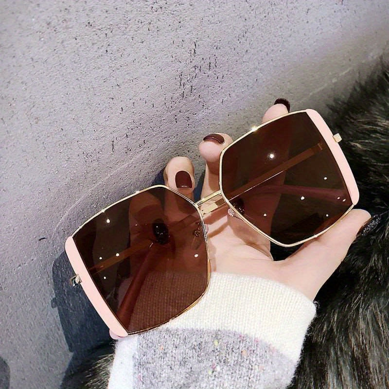 Y2K Square Sunglasses UV400 Sun Shades for Driving Beach Travel