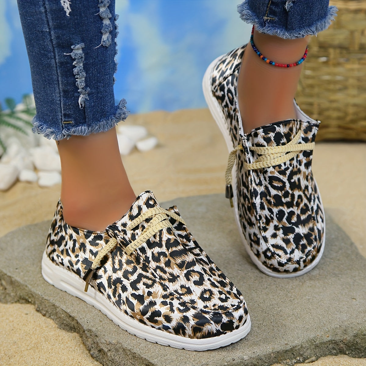 Leopard Print Canvas Shoes Lightweight Lace Up Walking Shoes
